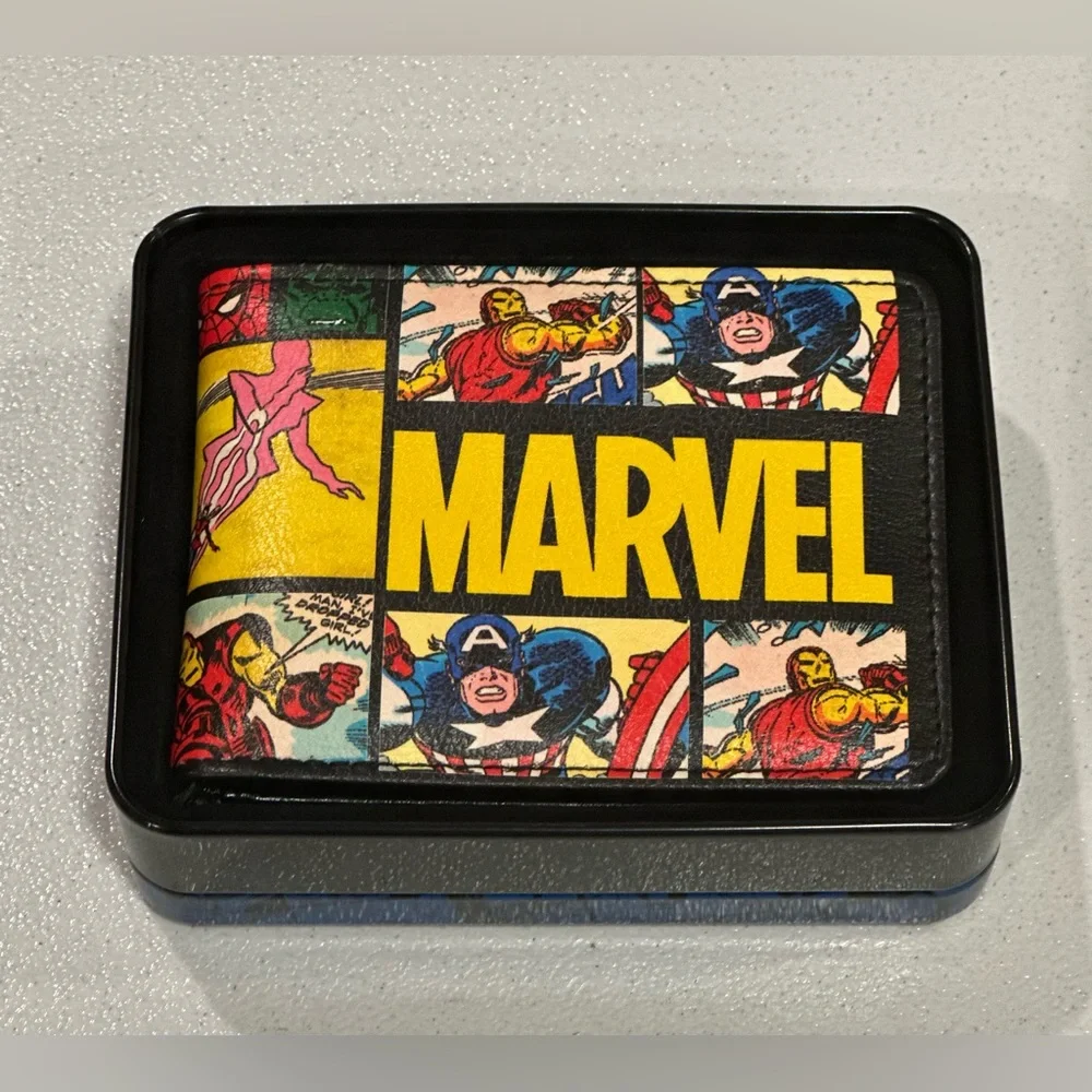 New Marvel Retro Bifold Wallet - Case Included
